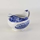 Kinnerup Antik & Porcelæn præsenterer: English SceneryFlødekandeBlå Paris7 cm