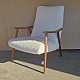 Kinnerup Antik & Porcelæn præsenterer: LænestolTeak og teddystof83 cm