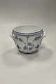 Danam Antik præsenterer: Royal Copenhagen Musselmalet Riflet Vinkøler / Urtepotteskjuler No. 287