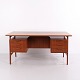 Gunni Omann Skrivebord Model 75 i Teak for Omann Jun. Møbelfabrik 1960’erne