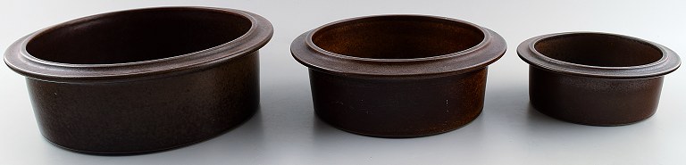 Arabia Ruska stoneware.
Finnish Design, 1960/70s.
3 bowls.