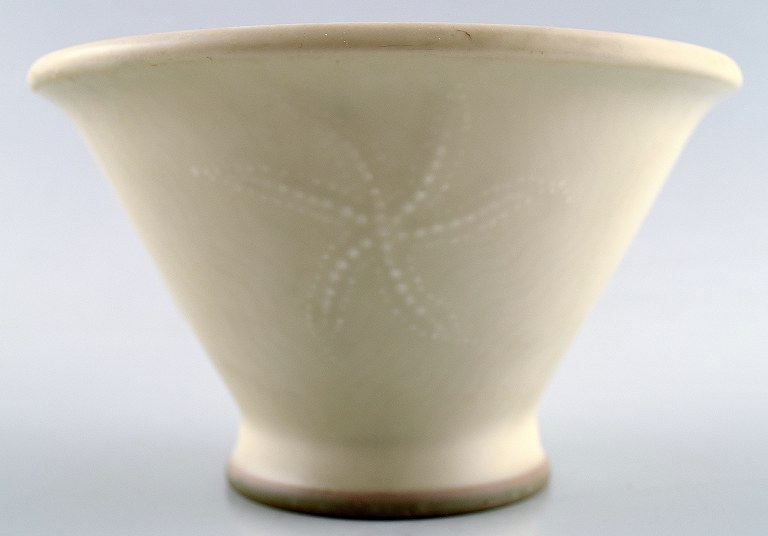 Art deco vase in porcelain, B&G, Bing & Grondahl.
