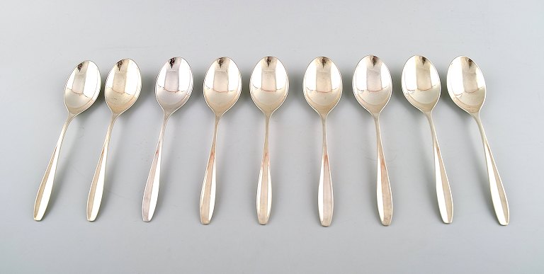 Swallow sterling silver 925 cutlery Swallow silverware.
9 Dessert spoons.