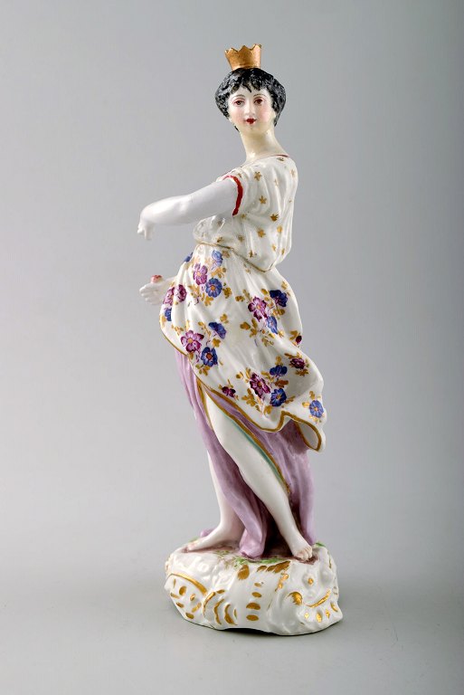 Antique French Samson porcelain figurine, mid / late 19 c. 
Overglaze.