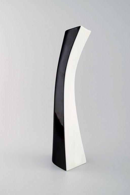 Rosenthal large porcelain vase in modern design.
