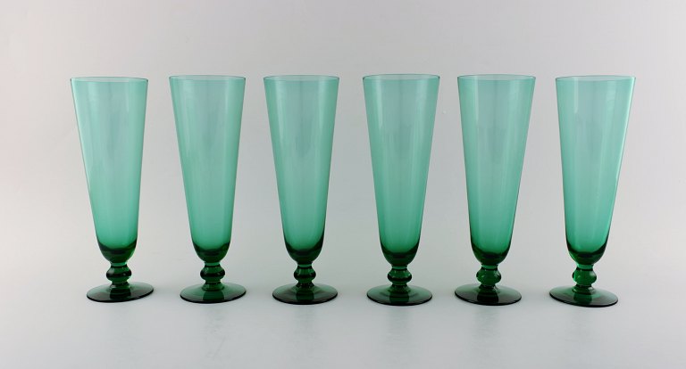 SIMON GATE for Orrefors, A set of six green champagne glass.