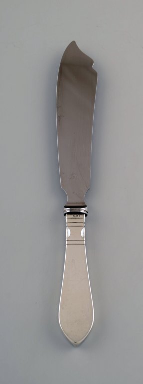 Georg Jensen Continental cake knife, silverware, hand hammered.
