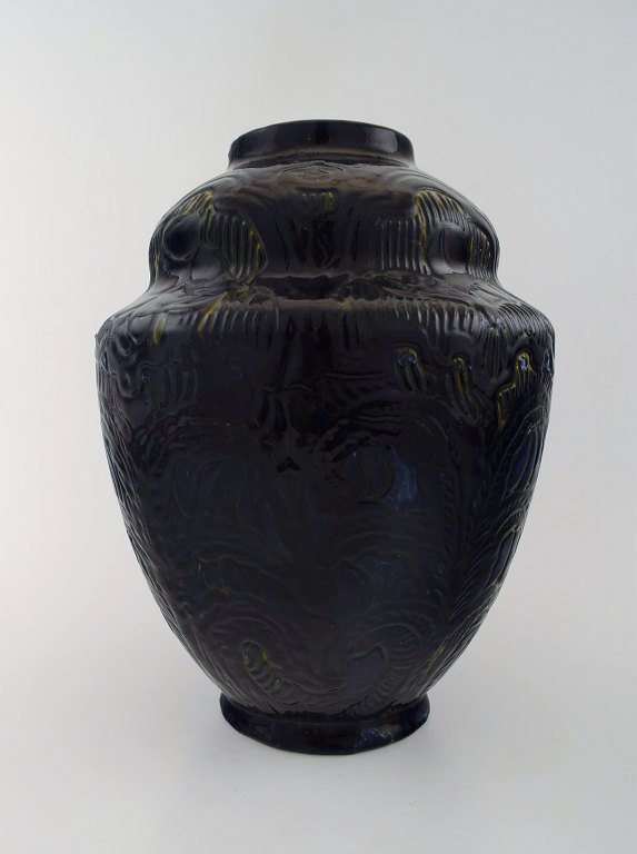 Møller & Bøgely, Art nouveau large ceramic vase of glazed ceramics. Ca. 1920 s.