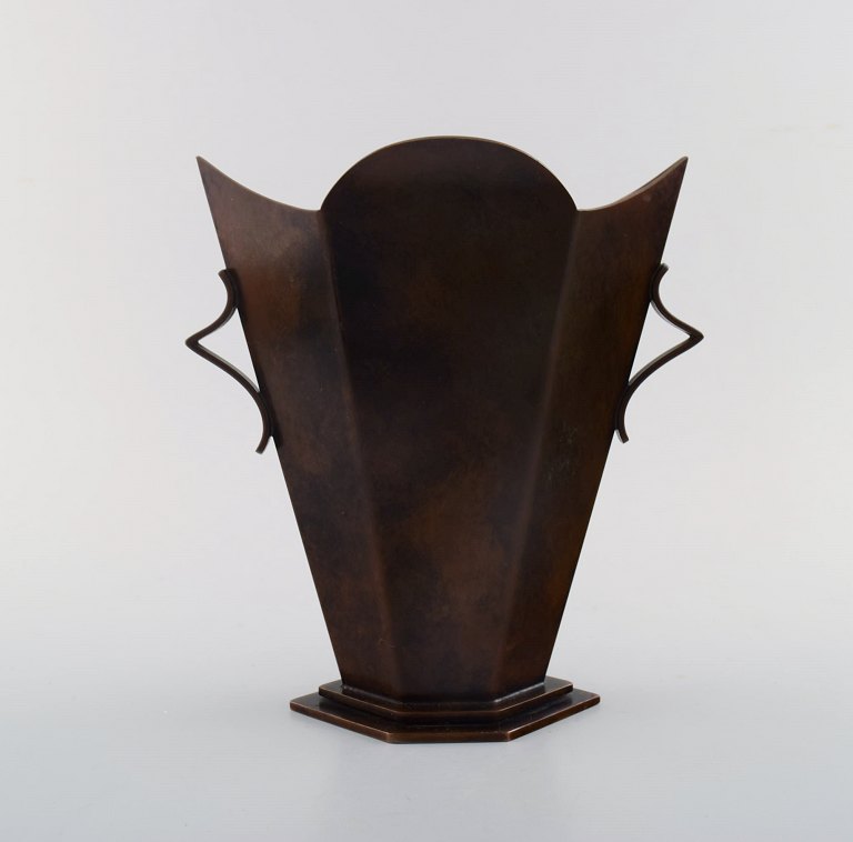 Art Deco vase, bronze. Danish design, 1930s / 40s.