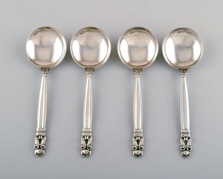 Georg Jensen "Acorn" bouillon spoon in Sterling Silver.
4 pcs. in stock.