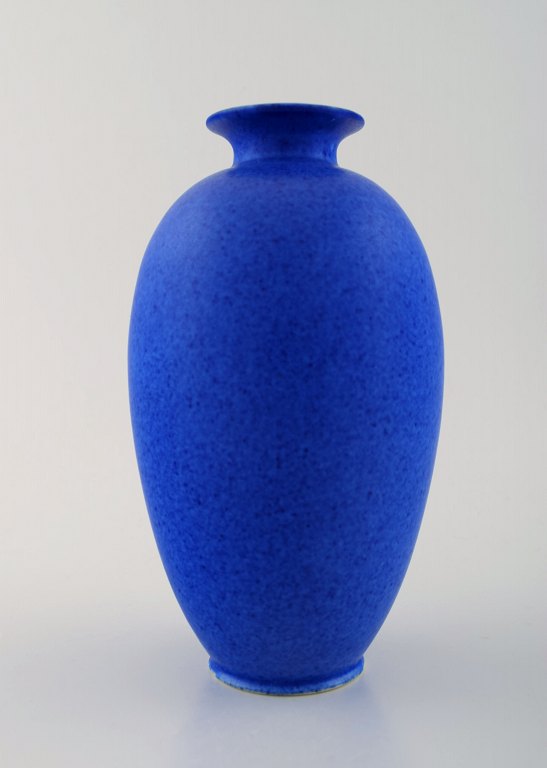 Unique Ceramic vase by Per Liljegren (Sweden).
