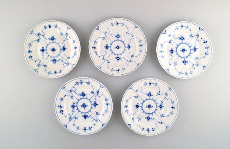 A set of 5 Royal Copenhagen Blue fluted lunch plates.
