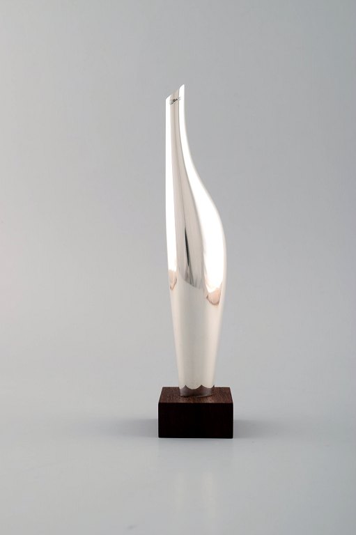 J. L. Hultman, Swedish silversmith and designer associated with Svenskt Tenn, 
Sweden. Modernist vase in sterling silver on wooden base. Ca. 1950
