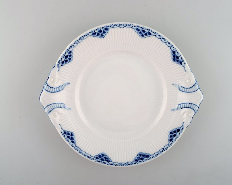 Royal Copenhagen blue painted Princess round dish in porcelain. 
Model Number 666.