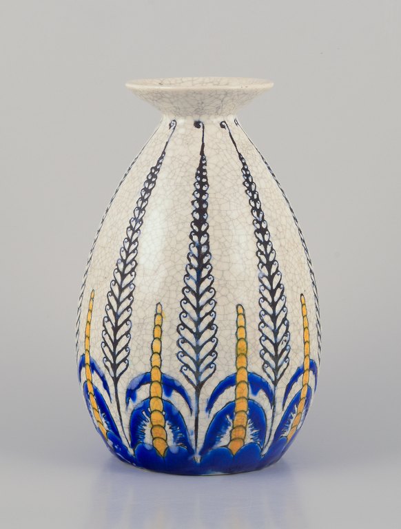 Charles Catteau for Boch Freres Keramis, Belgien. Stor Art Deco keramikvase.