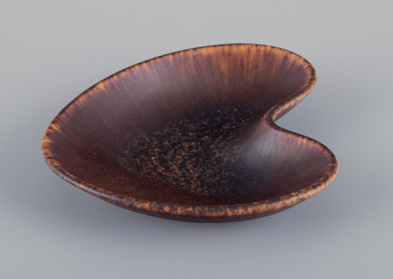 Gunnar Nylund for Rörstrand. Small ceramic bowl.