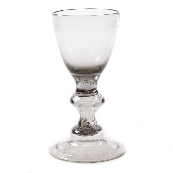 Norwegisches Glas vom Glaswerk Nøstetangen um 1770. H: 17cm