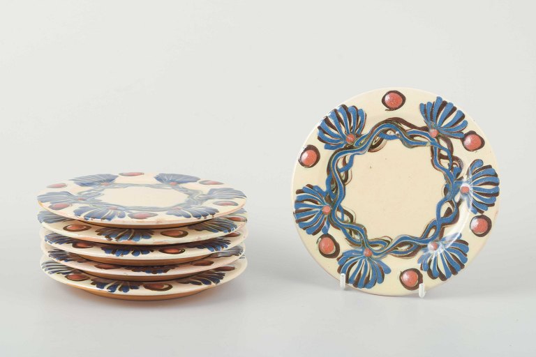 Kähler, Denmark
Set of six small plates from the Marguerite service.