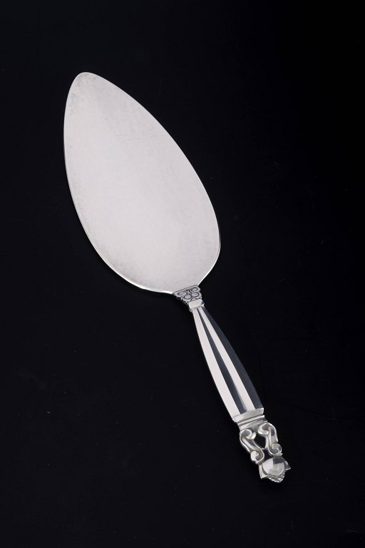 Georg Jensen
Sandwichspade, “Konge / Acorn”.
Sterlingsølv, efter 1944.