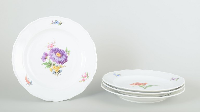 Meissen
Fire middagstallerkener, ca. 1930’erne.