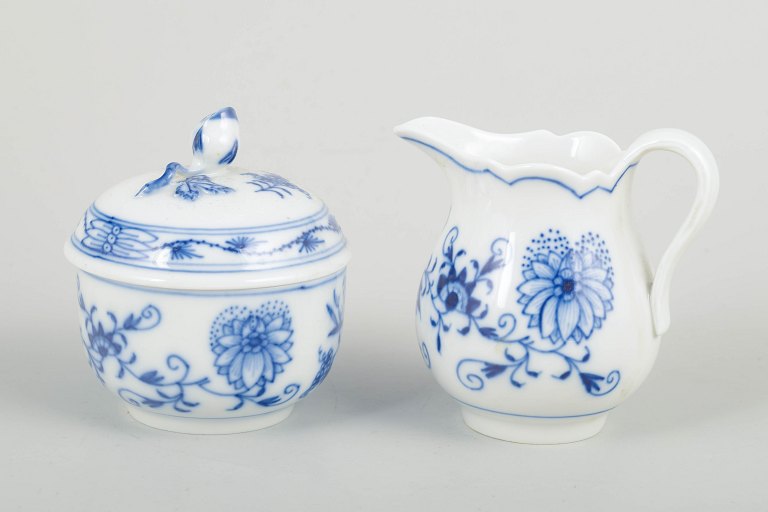 Meissen Blue OnionSugar bowl and creamer, mid 20th century.
