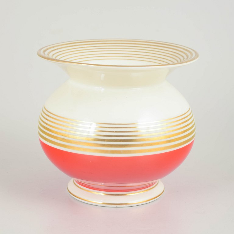 Johann Seltmann Vohenstrauss, art deco vase.