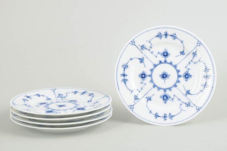 Royal Copenhagen, Musselmalet Riflet sæt på 5 kagetallerkener.