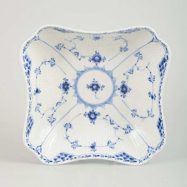 Royal Copenhagen Musselmalet Halvblonde, firkantet fad.