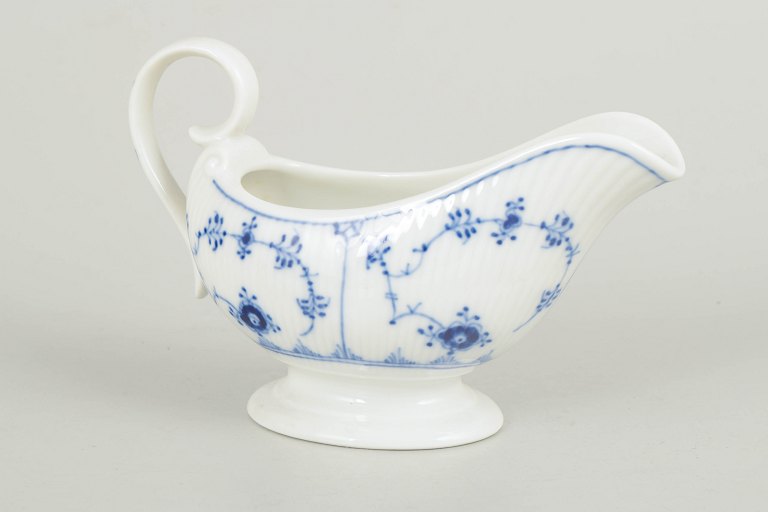 Royal Copenhagen Musselmalet Riflet, sovseskål.