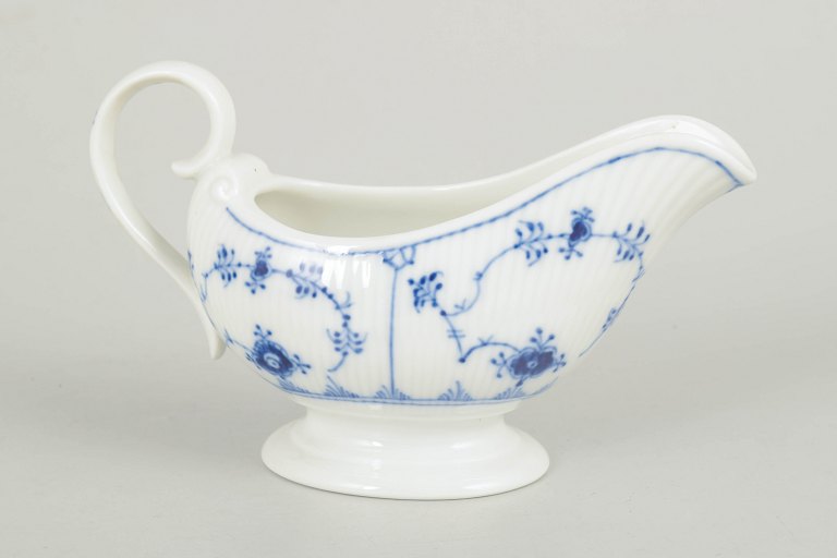Royal Copenhagen Musselmalet Riflet, sovseskål.