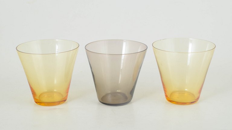 Kaj Franck, "Kimara" model 2744, Nuutajärvi Notsjö, sæt af tre små glas.