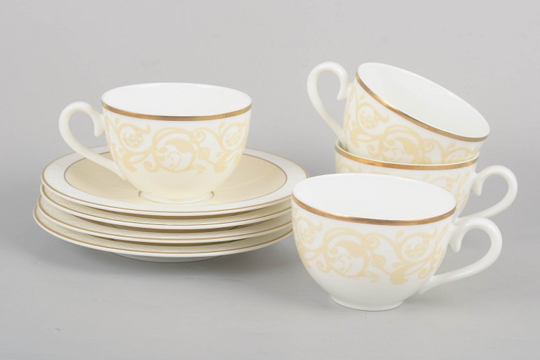 Villeroy & Boch, sæt med fire kaffekopper med underkopper.