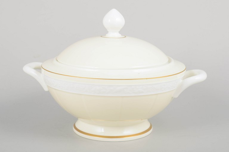 Villeroy & Boch, lågterrin.